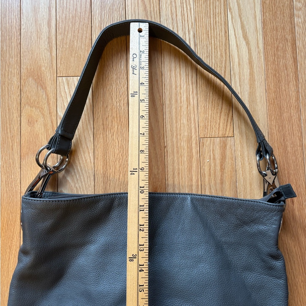 Nappa, Canadian Brand, Gray Leather Shoulder Bag, like new! - Picture 11 of 16